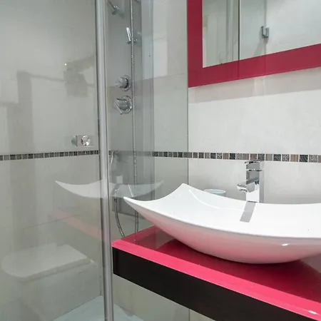 El Pentagrama De Apartamento Cádis