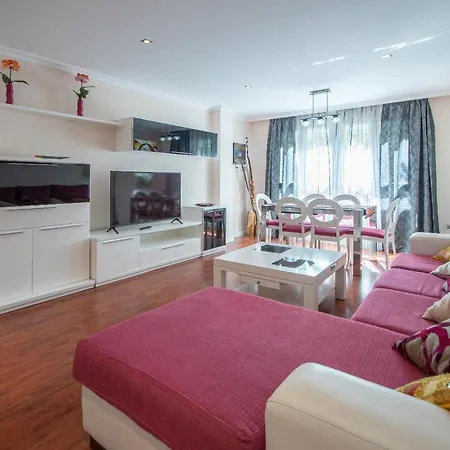 El Pentagrama De Apartamento Cádis
